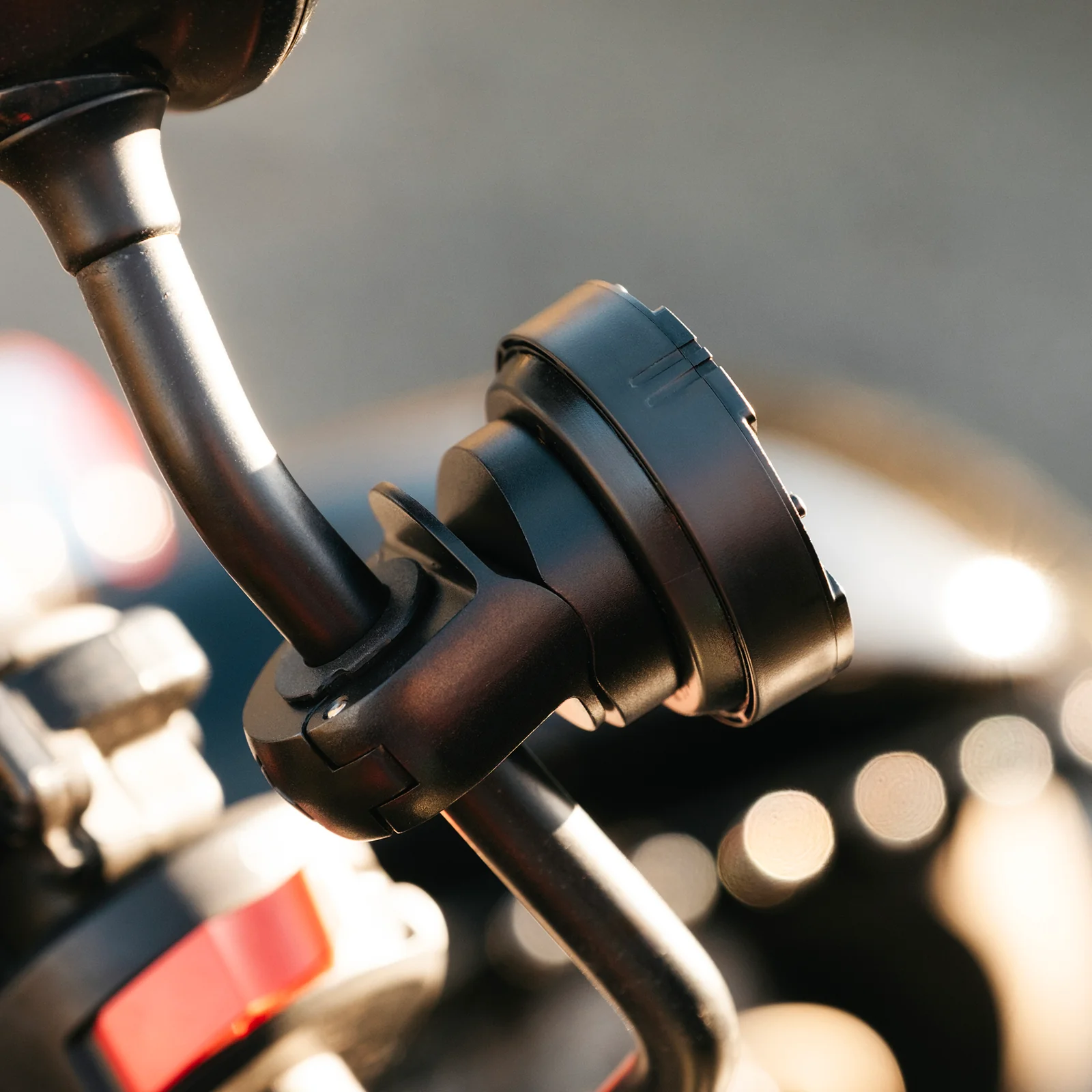 Beeline Mirror and Cross Bar Mount - Image 5