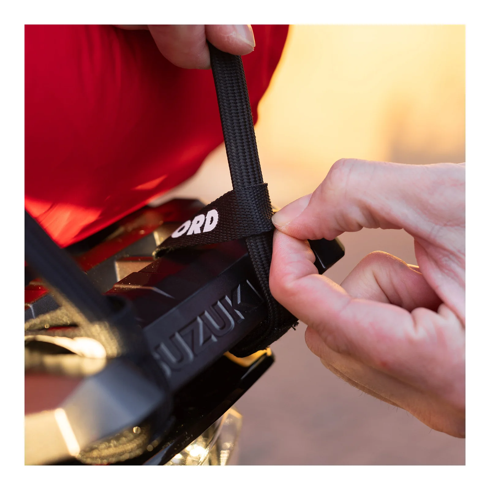 Oxford Atlas G-Hook 17mm X 1.2m Black (Pair) - Image 9