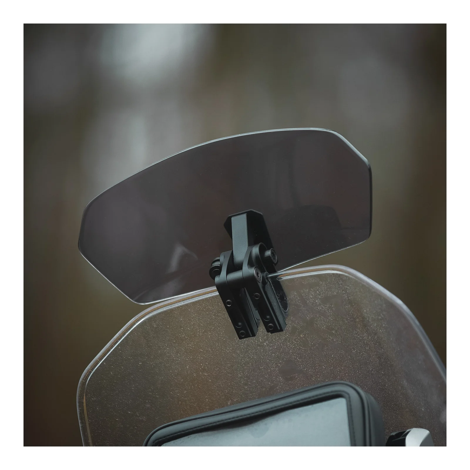 Oxford Windscreen Tinted 260 x 125mm - Image 7
